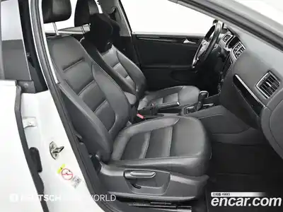 Volkswagen Jetta 2015 2.0 гидро в Москве № 1918594, миниатюра 10