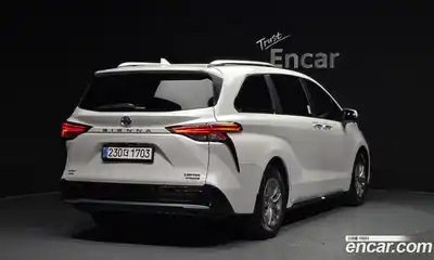 Toyota Sienna 2024 2.5 гидро в Москве № 1919485, миниатюра 2