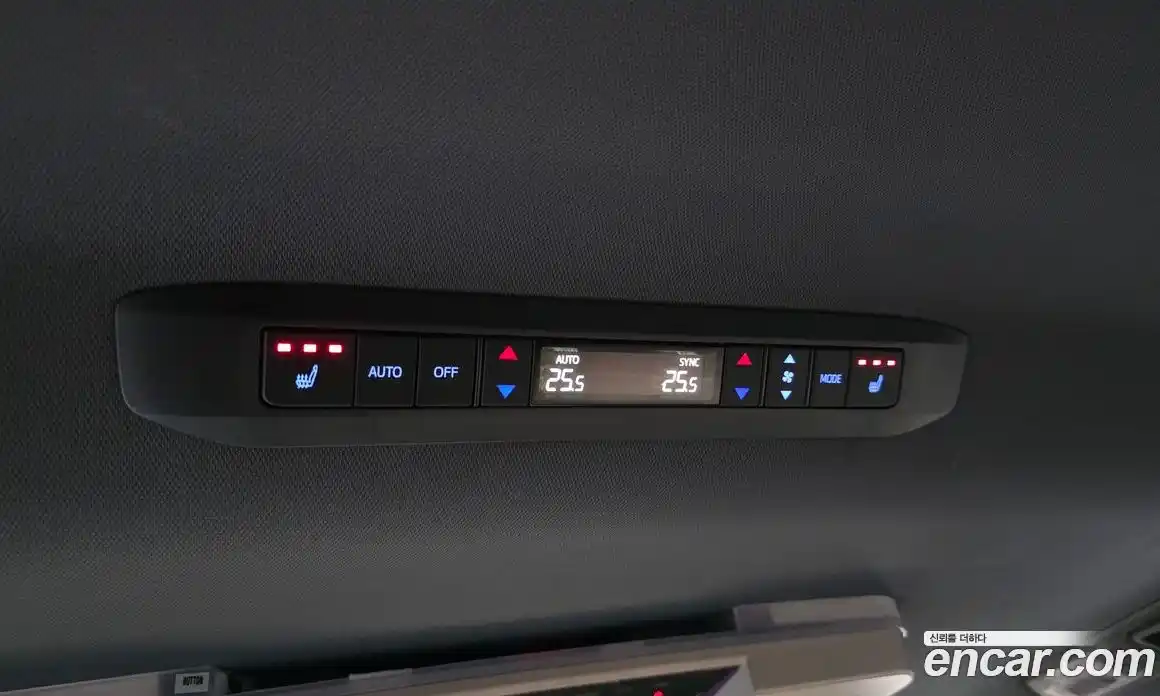 Toyota Sienna 2024 2.5 гидро в Москве № 1919485, фото 24