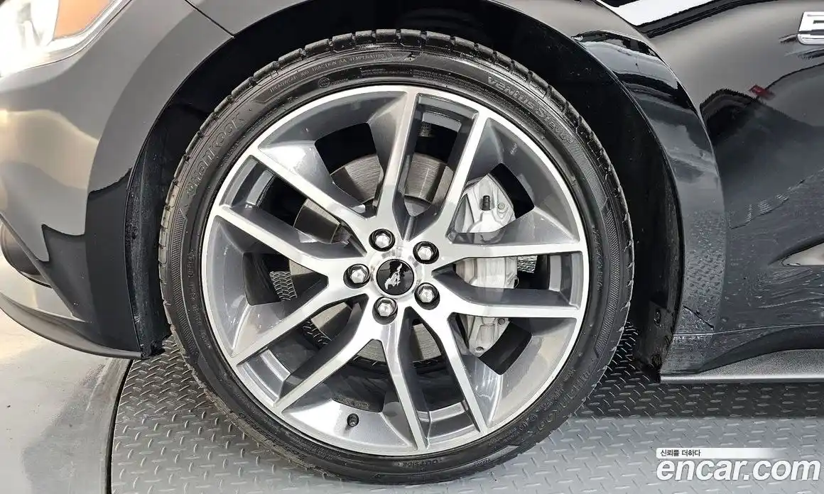 Ford Mustang 2015 5.0 гидро в Москве № 1920544, фото 5