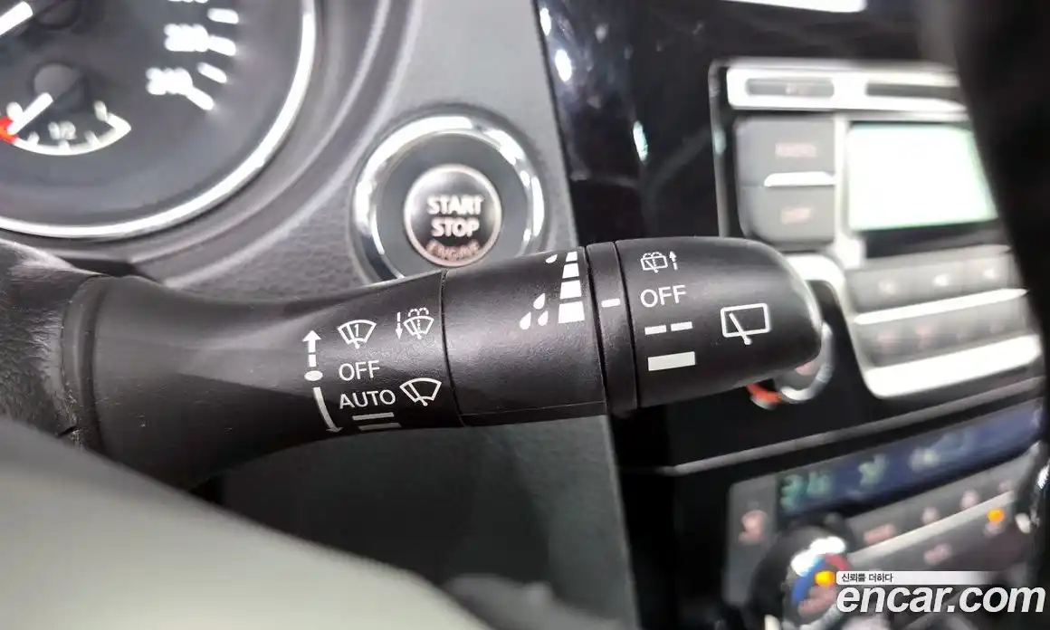 Nissan Qashqai 2016 1.6 гидро в Москве № 1920631, фото 17