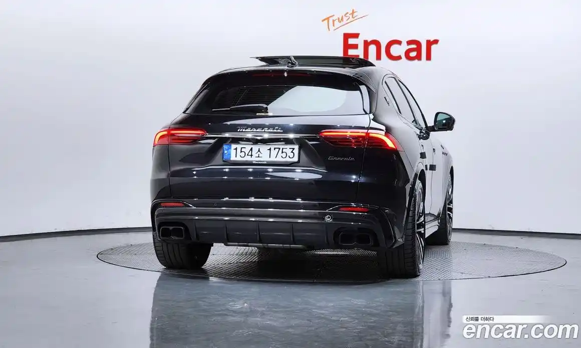 Maserati Grecale 2023 3.0 гидро, фото 4