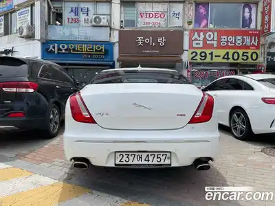 Jaguar XJ 2013 2.0 гидро в Москве № 1921337, миниатюра 2