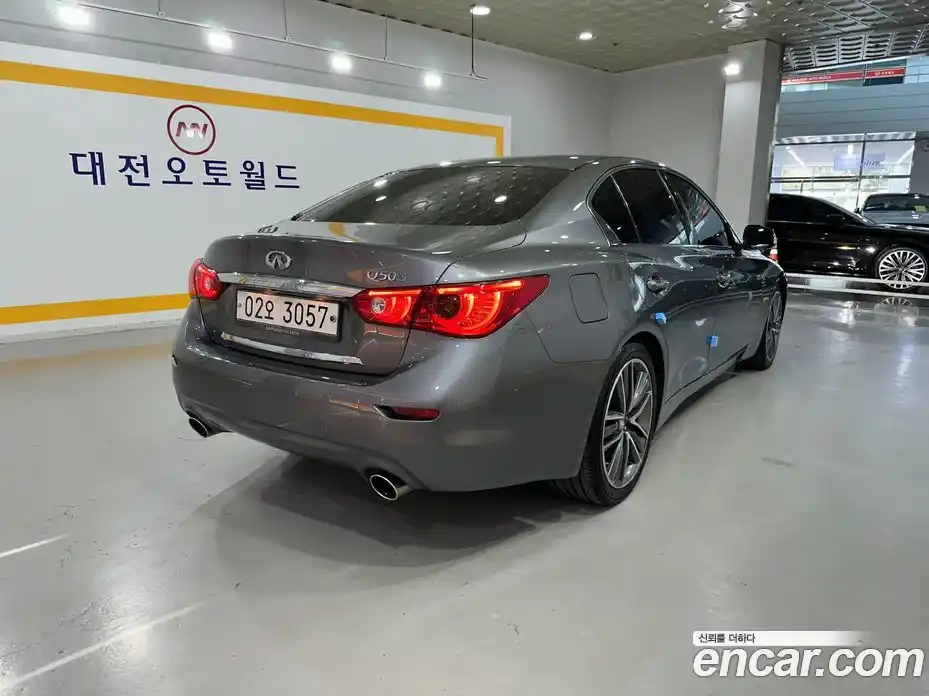 Infiniti Q50 2017 3.5 гидро в Москве № 1921444, фото 5