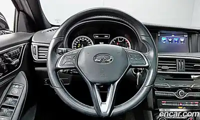 Infiniti Q30 2019 2.0 гидро в Москве № 1921600, миниатюра 11