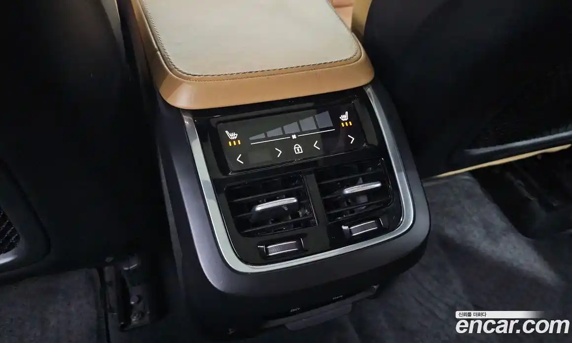 Volvo XC90 2018 2.0 гидро в Москве № 230593, фото 19