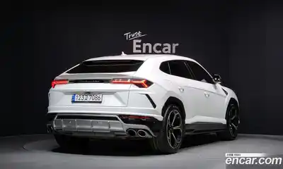 Lamborghini Urus 2020 4.0 гидро, миниатюра 2