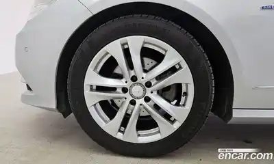Mercedes-Benz E-Class 2010 2.1 гидро в Москве № 543683, миниатюра 5