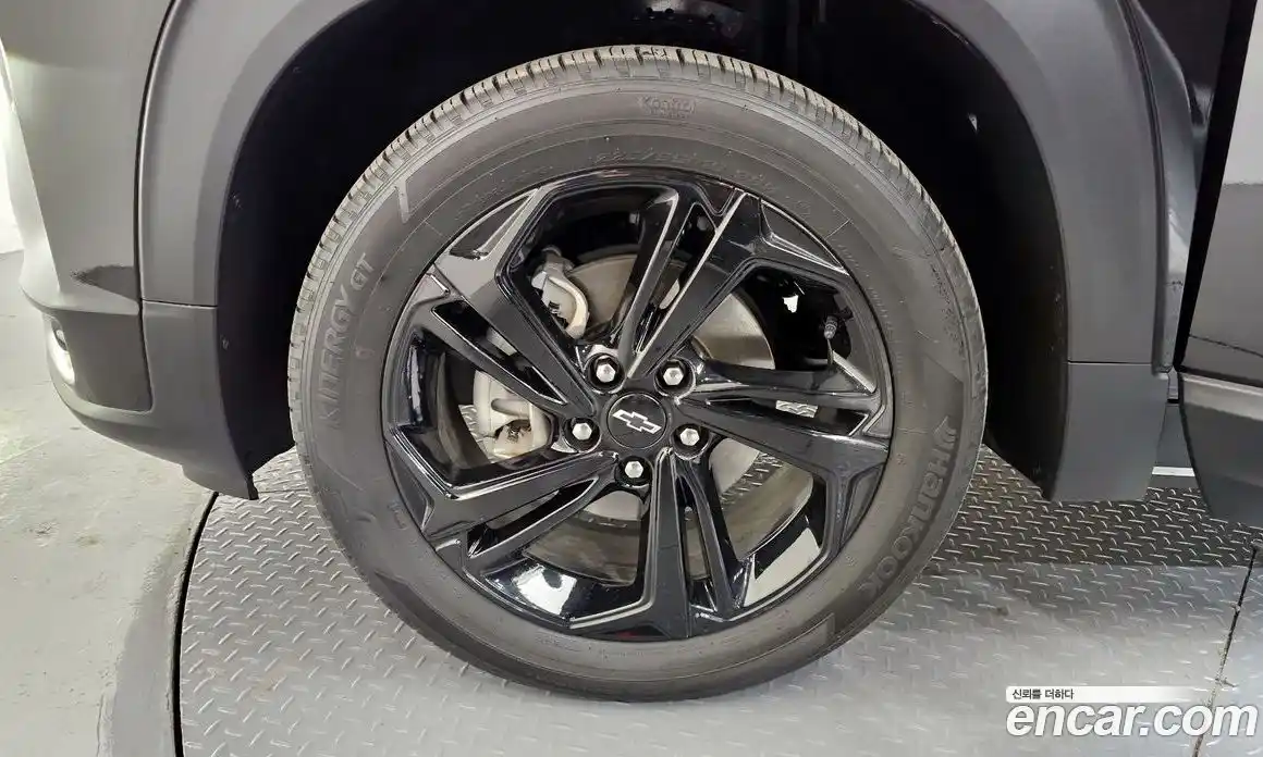 Chevrolet TrailBlazer 2023 1.3 гидро в Москве, фото 5