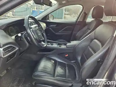 Jaguar F-Pace 2016 2.0 гидро в Москве № 976574, миниатюра 12