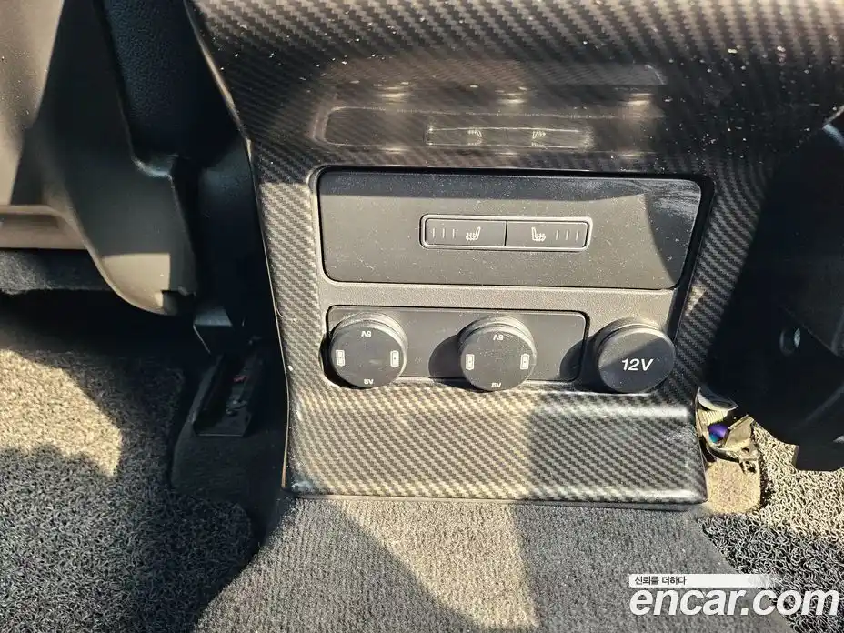 Jaguar F-Pace 2016 2.0 гидро в Москве № 976574, фото 15