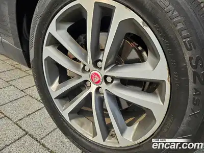 Jaguar F-Pace 2016 2.0 гидро в Москве № 976574, миниатюра 4