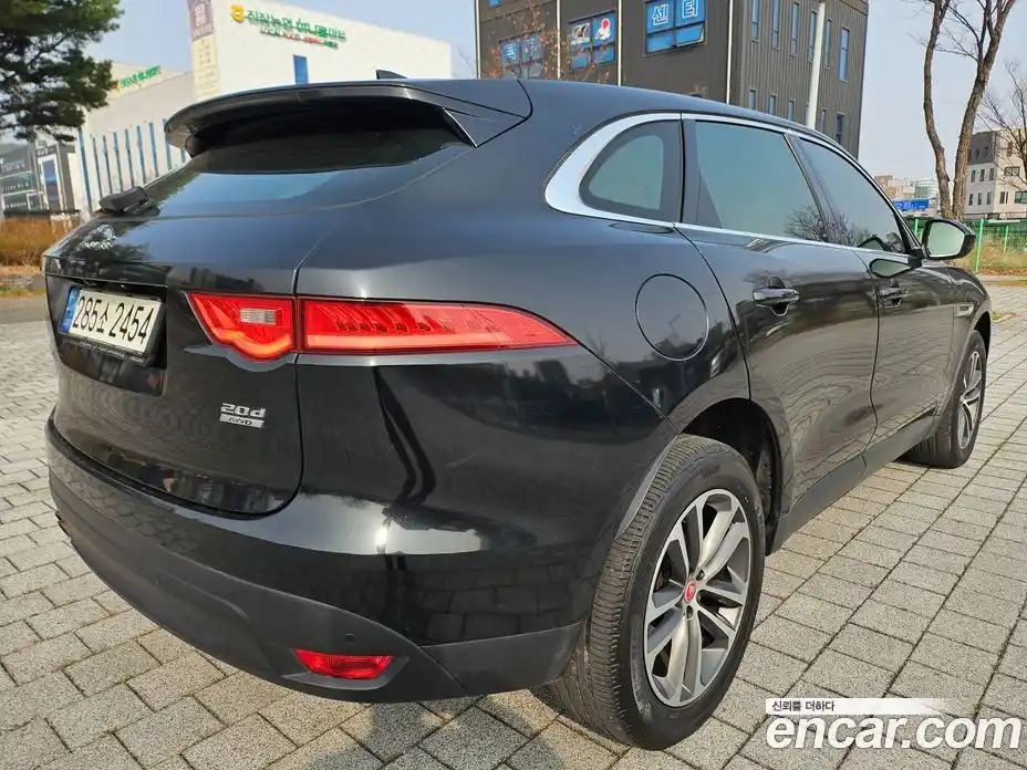 Jaguar F-Pace 2016 2.0 гидро в Москве № 976574, фото 6