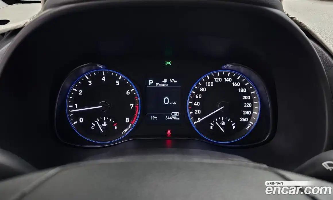 Hyundai Kona 2018 1.6 гидро в Москве № 1244614, фото 11