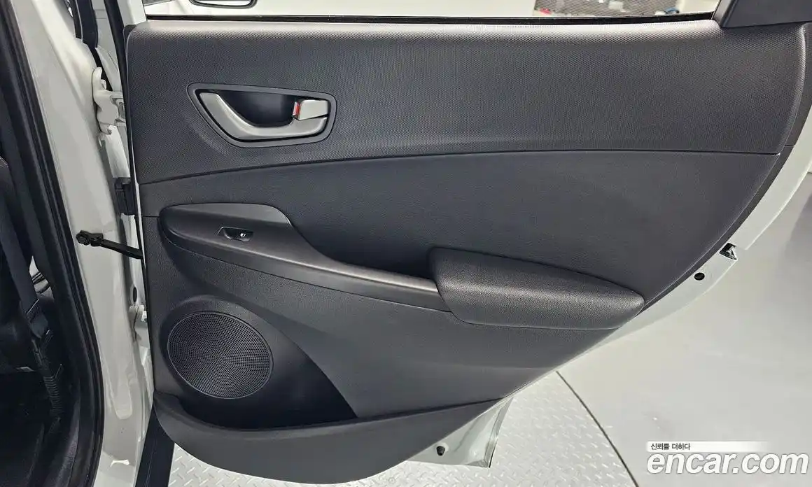 Hyundai Kona 2018 1.6 гидро в Москве № 1244614, фото 15