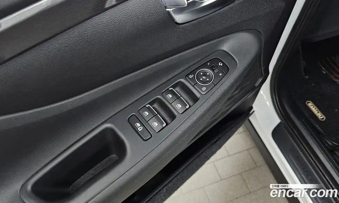Hyundai Santa Fe 2023 1.6 гидро в Москве № 1317632, фото 27