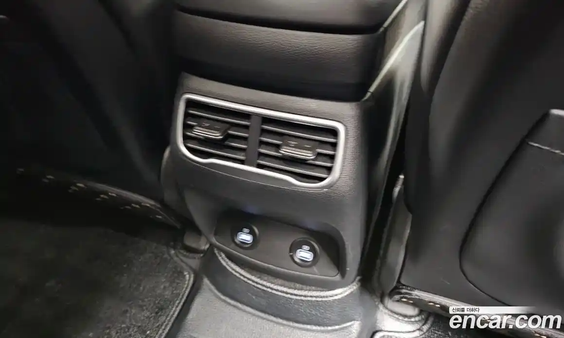 Hyundai Santa Fe 2023 1.6 гидро в Москве № 1317632, фото 32