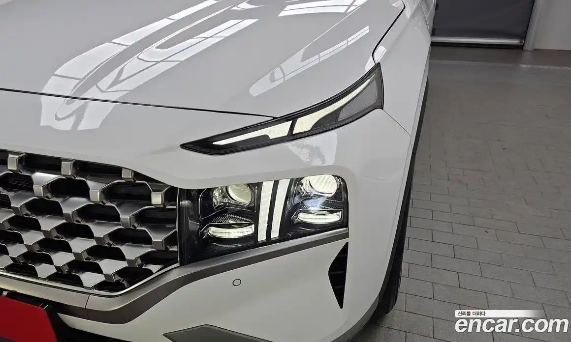 Hyundai Santa Fe 2023 1.6 гидро в Москве № 1317632, фото 8
