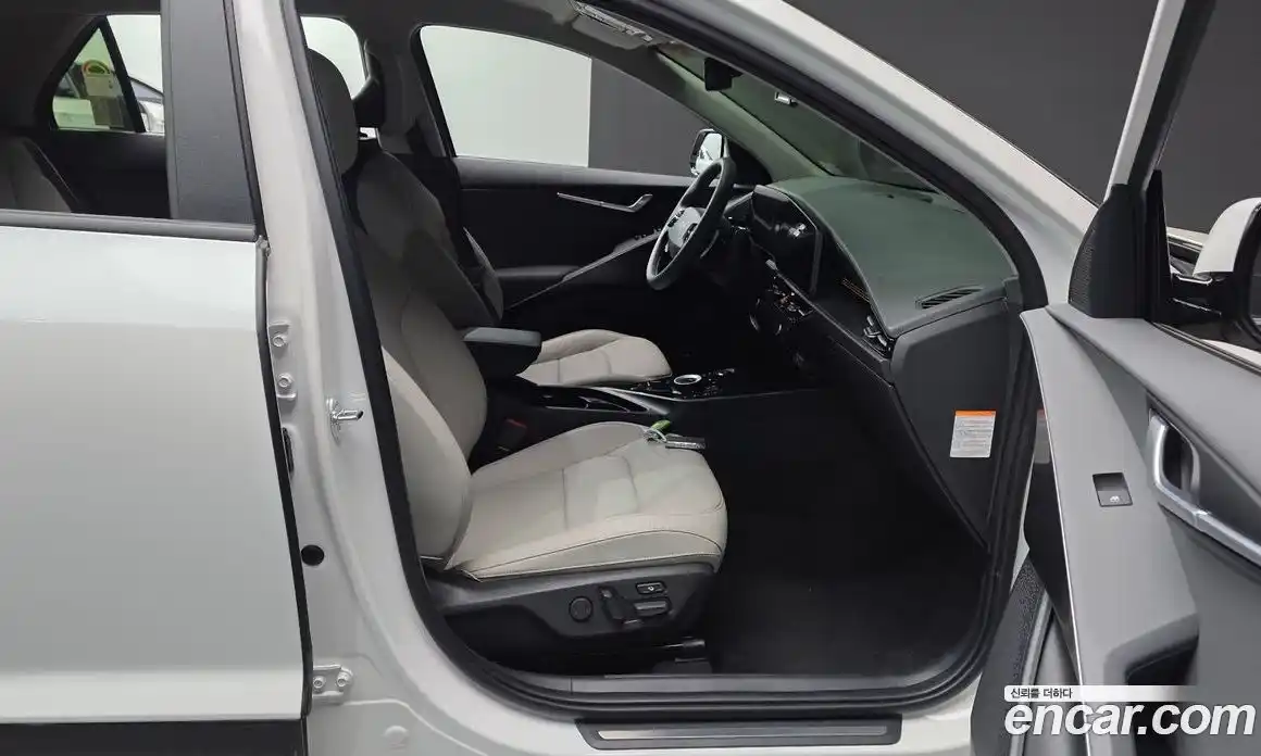 Kia Niro 2025 1.6 гидро в Москве № 1318086, фото 17