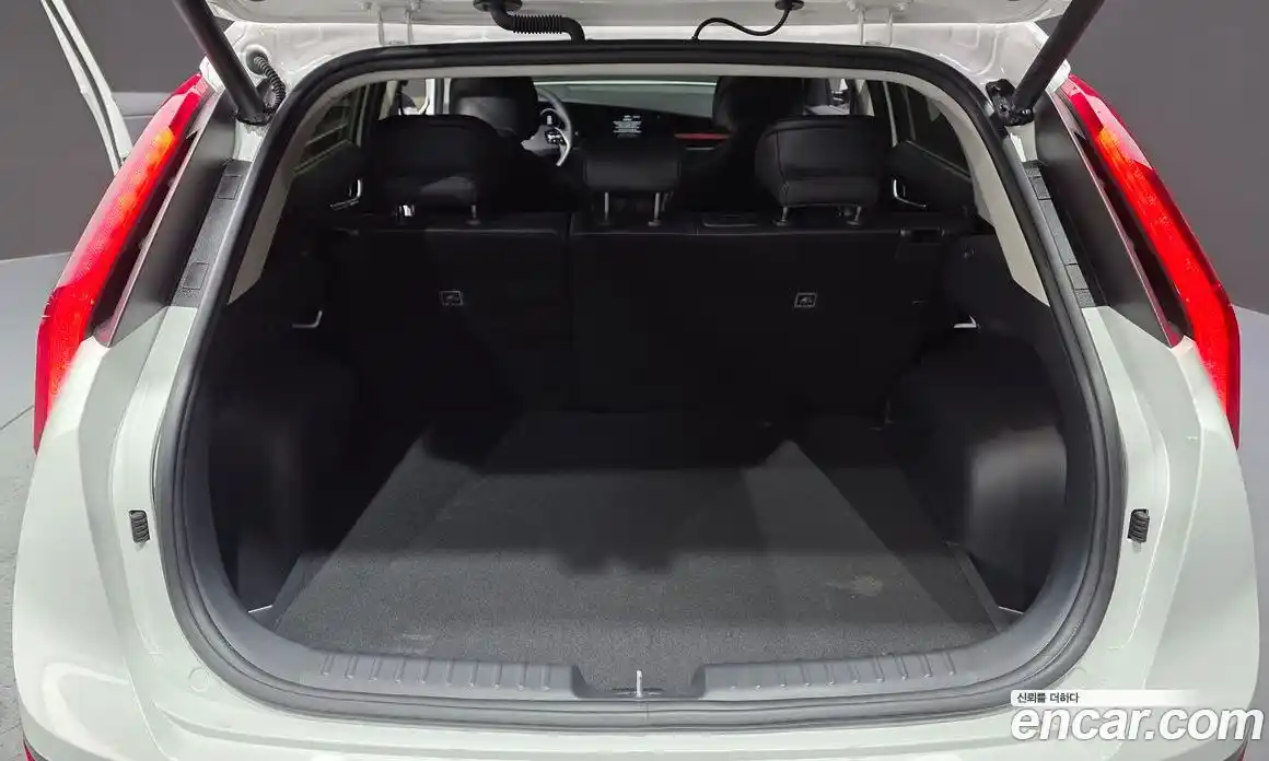 Kia Niro 2025 1.6 гидро в Москве № 1342472, фото 33