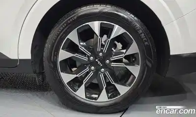 Kia Canival 2023 3.5 гидро в Москве № 1342570, миниатюра 7
