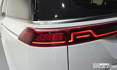 Kia Canival 2023 3.5 гидро в Москве № 1342570, миниатюра 9