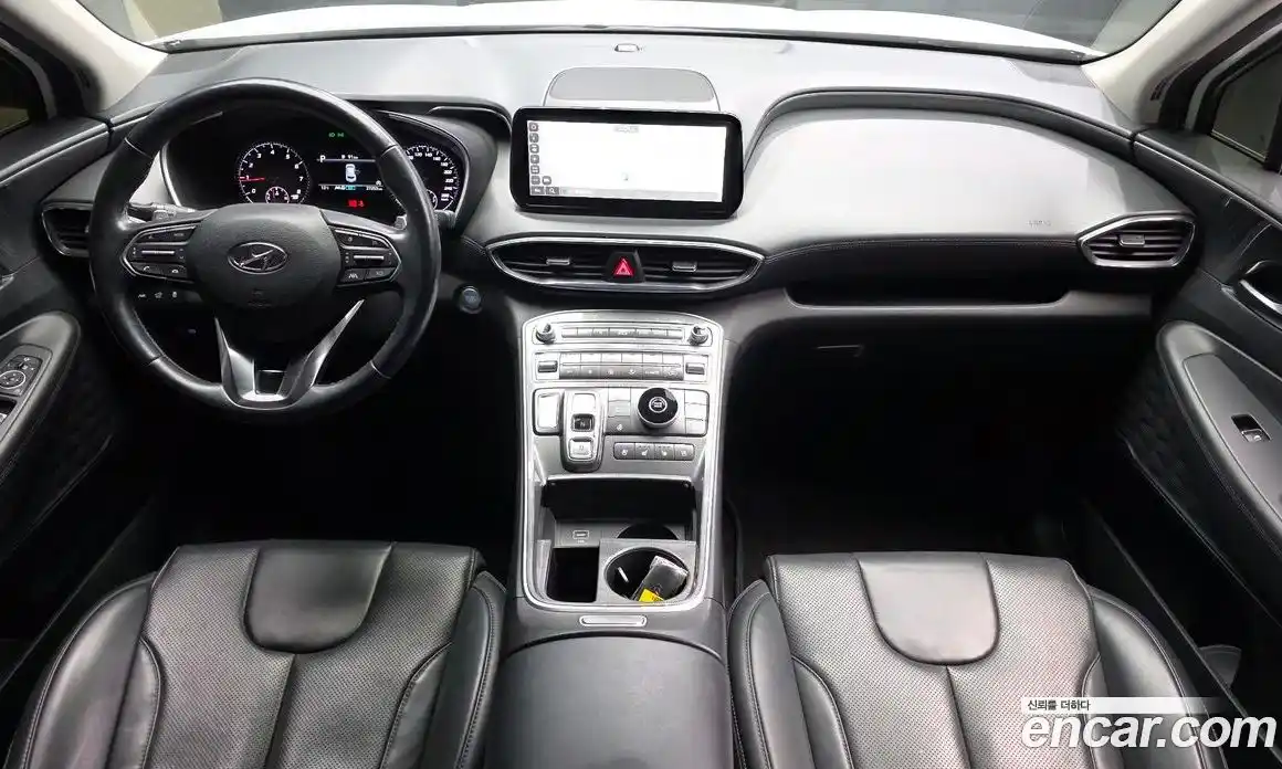 Hyundai Santa Fe 2022 2.5 гидро в Москве № 1417269, фото 10