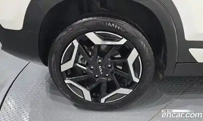 Kia Seltos 2024 1.6 гидро в Москве № 1417973, миниатюра 5