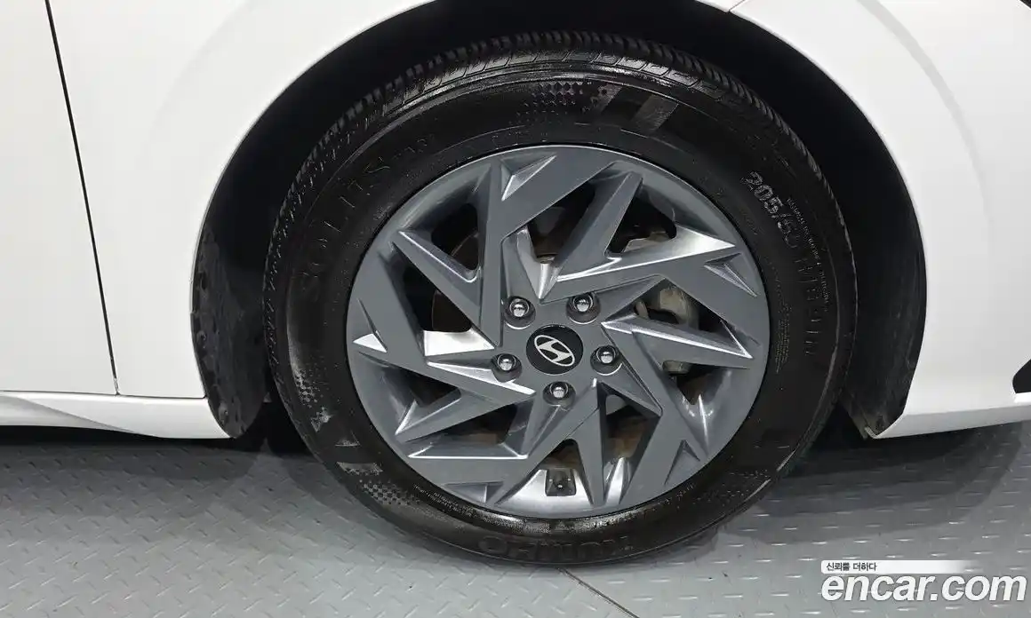 Hyundai Avante 2023 1.6 гидро в Москве № 1537051, фото 7