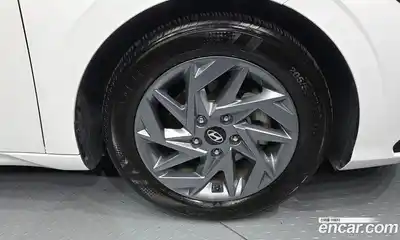 Hyundai Avante 2023 1.6 гидро в Москве № 1537051, миниатюра 7