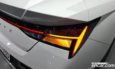 Hyundai Avante 2023 1.6 гидро в Москве № 1537051, миниатюра 9
