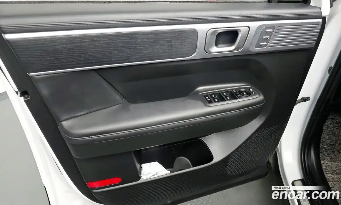 Hyundai Santa Fe 2024 1.6 гидро в Москве № 1537178, фото 14