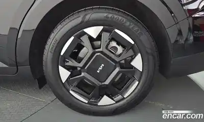 Kia Canival 2024 3.5 гидро в Москве № 1538185, миниатюра 7
