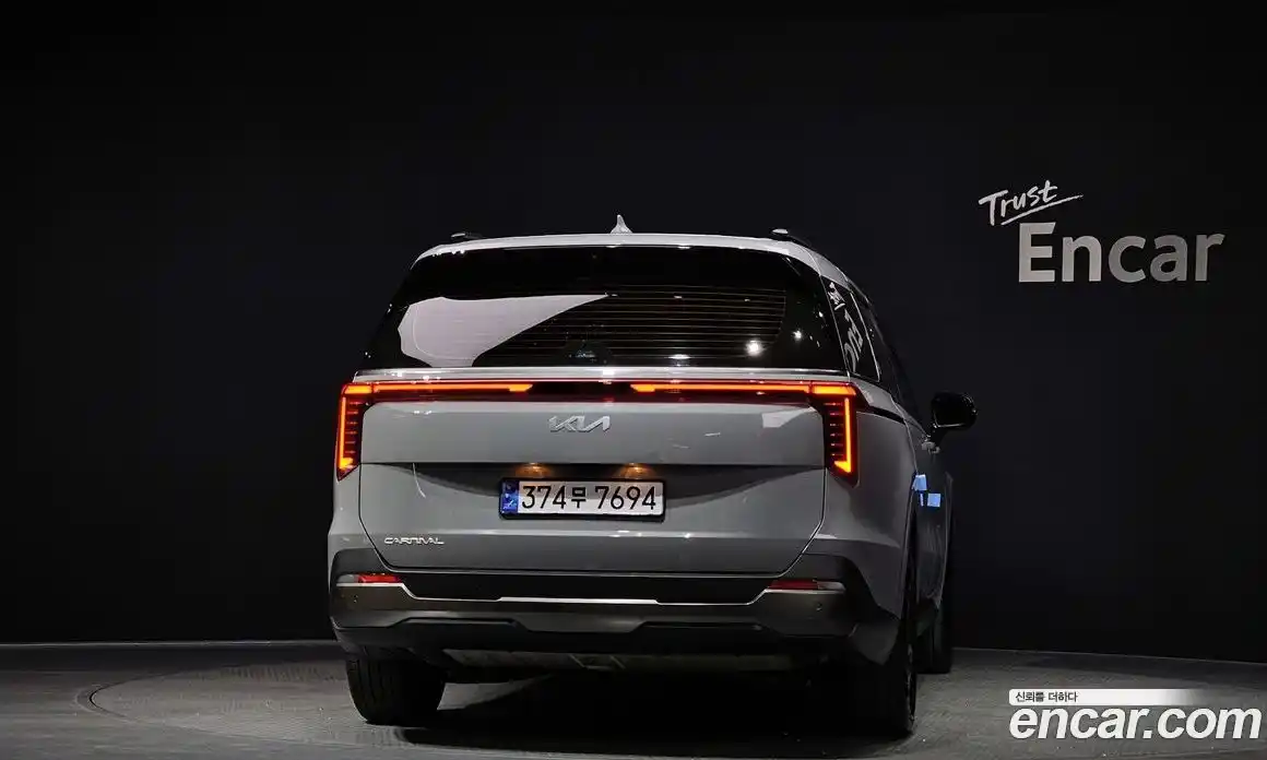Kia Canival 2025 2.2 гидро в Москве № 1538353, фото 4
