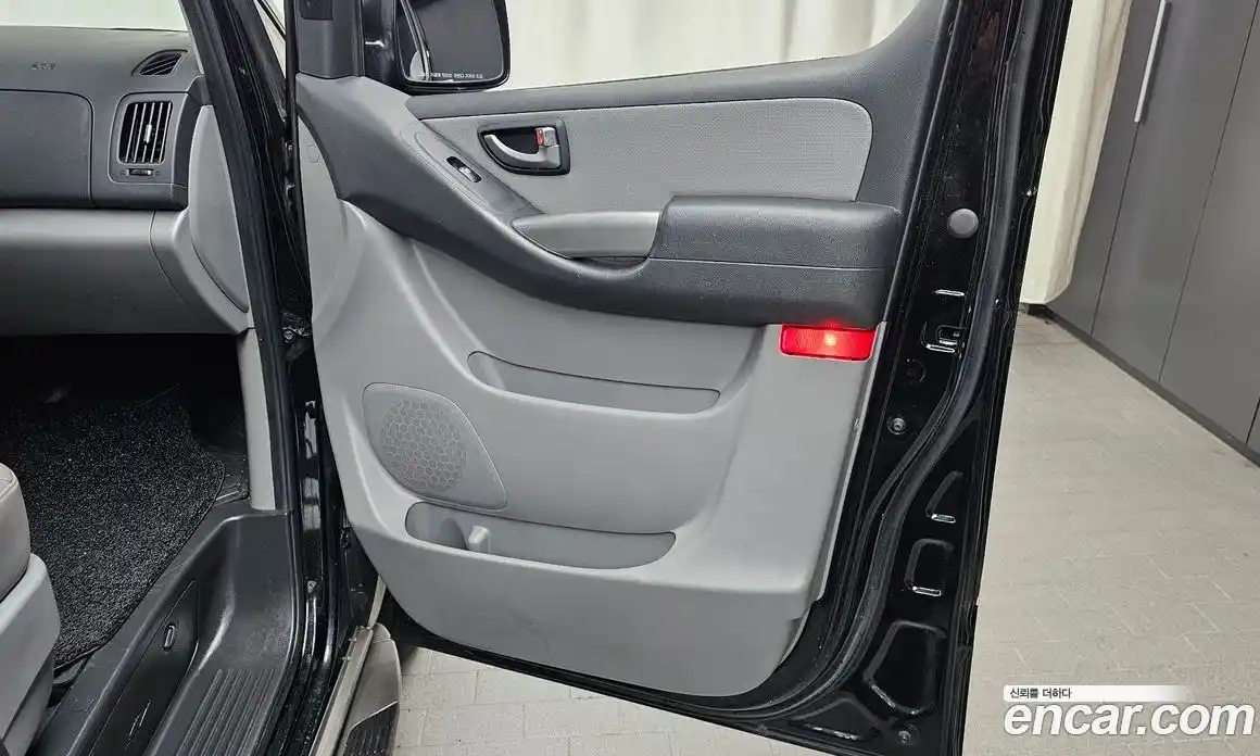 Hyundai Starex 2017 2.5 гидро в Москве № 1610701, фото 15