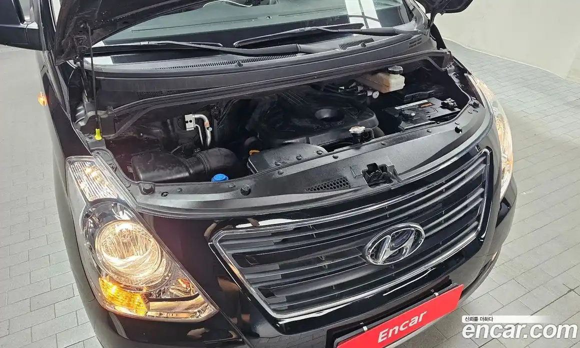 Hyundai Starex 2017 2.5 гидро в Москве № 1610701, фото 6