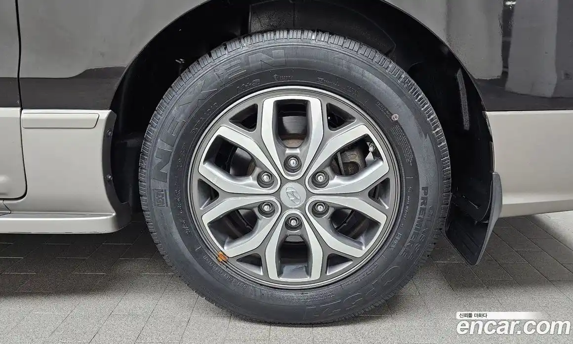 Hyundai Starex 2017 2.5 гидро в Москве № 1610701, фото 7