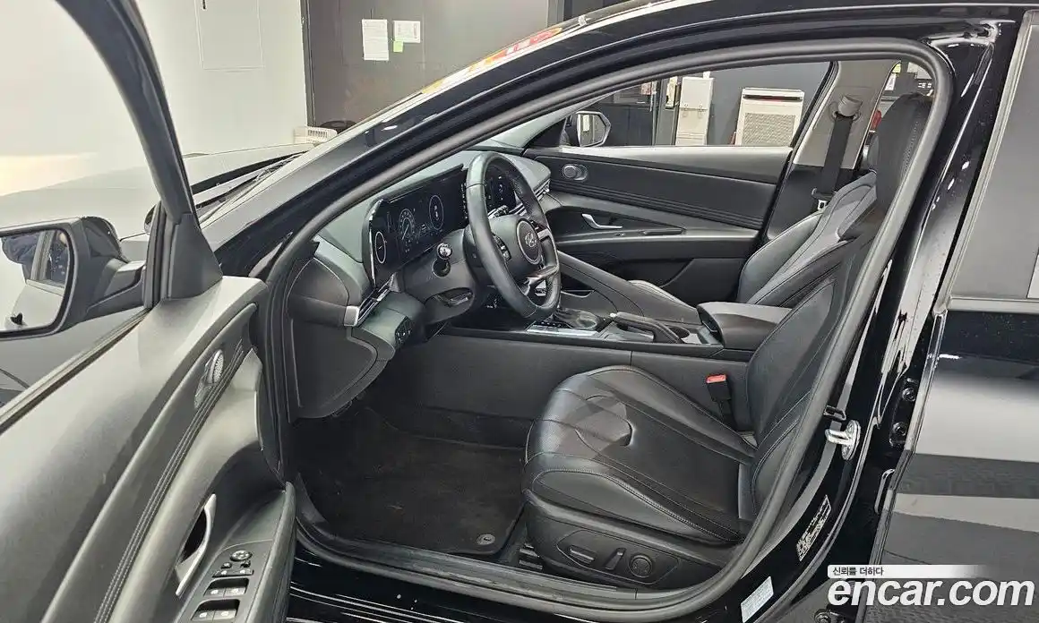 Hyundai Avante 2023 1.6 гидро в Москве № 1683894, фото 13