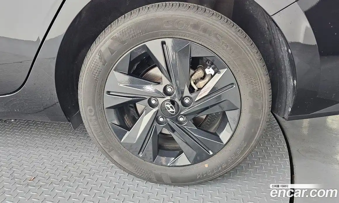 Hyundai Avante 2023 1.6 гидро в Москве № 1683894, фото 7