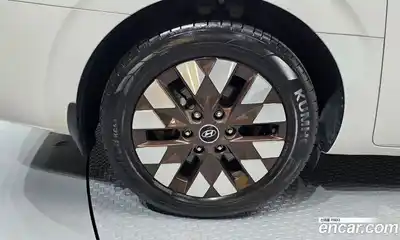 Hyundai Staria 2024 2.2 гидро в Москве № 1684299, миниатюра 5
