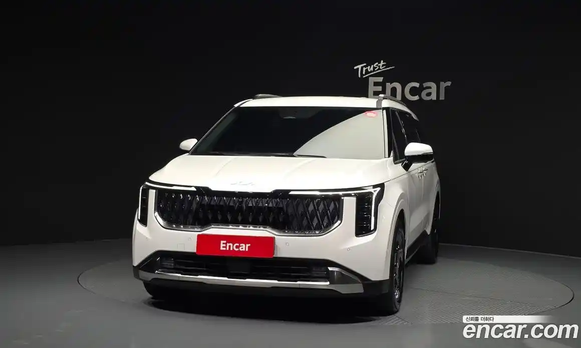 Kia Canival 2025 3.5 гидро в Москве № 1684558, фото 3