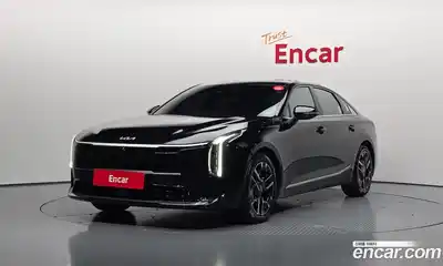 Kia K8, 2025
