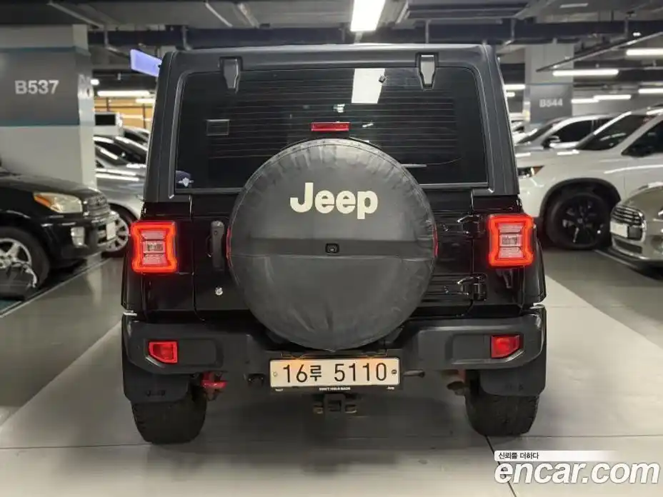 Jeep Wrangler 2018 2.0 гидро в Москве № 170079, фото 3