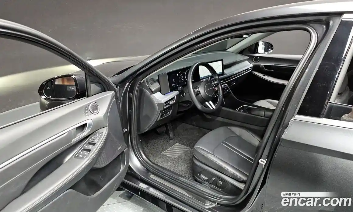 Hyundai Sonata 2025 1.6 гидро в Москве № 1830217, фото 13