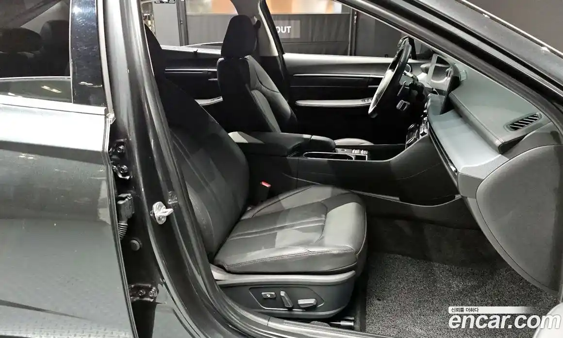 Hyundai Sonata 2025 1.6 гидро в Москве № 1830217, фото 18