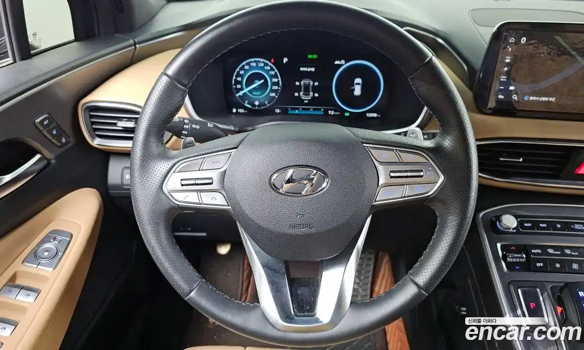 Hyundai Santa Fe 2023 2.5 гидро в Москве № 1830327, фото 18