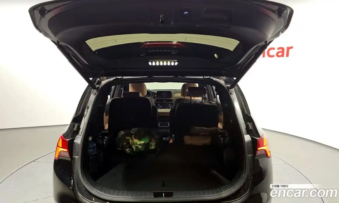 Hyundai Santa Fe 2023 2.5 гидро в Москве № 1830327, фото 26