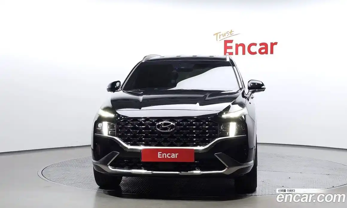 Hyundai Santa Fe 2023 2.5 гидро в Москве № 1830327, фото 3