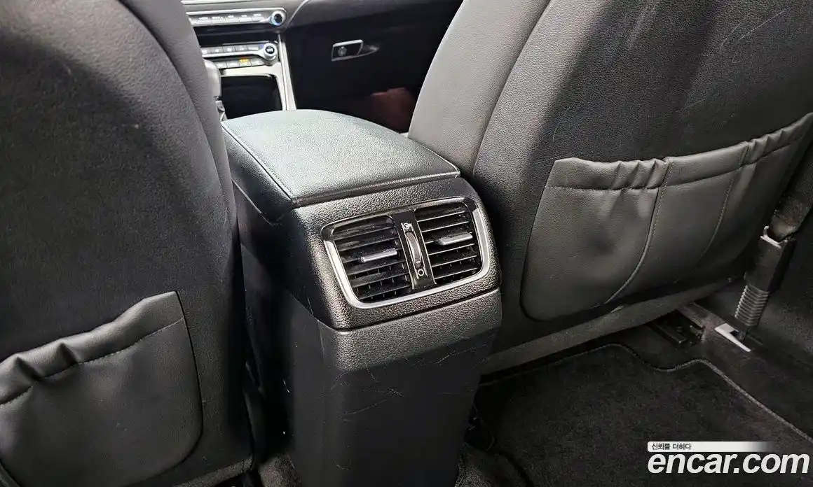 Hyundai Grandeur 2018 2.4 гидро в Москве № 1830919, фото 29