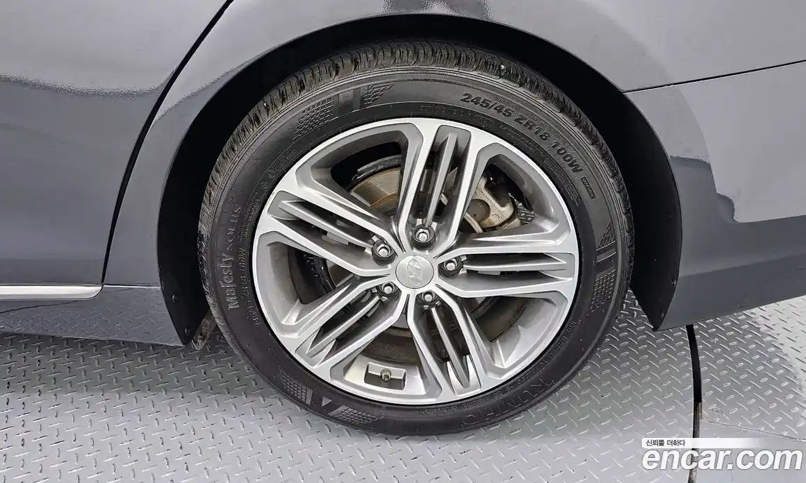 Hyundai Grandeur 2018 2.4 гидро в Москве № 1830919, фото 7
